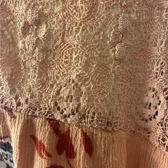 Eyeshadow Coral Floral Long Sleeve Peasant Top - Picture 8 of 11